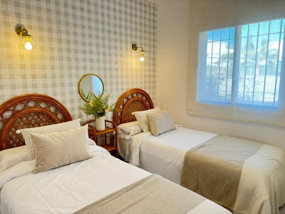Nuevo Torrox Deluxe Beach & Piscina Esterno foto