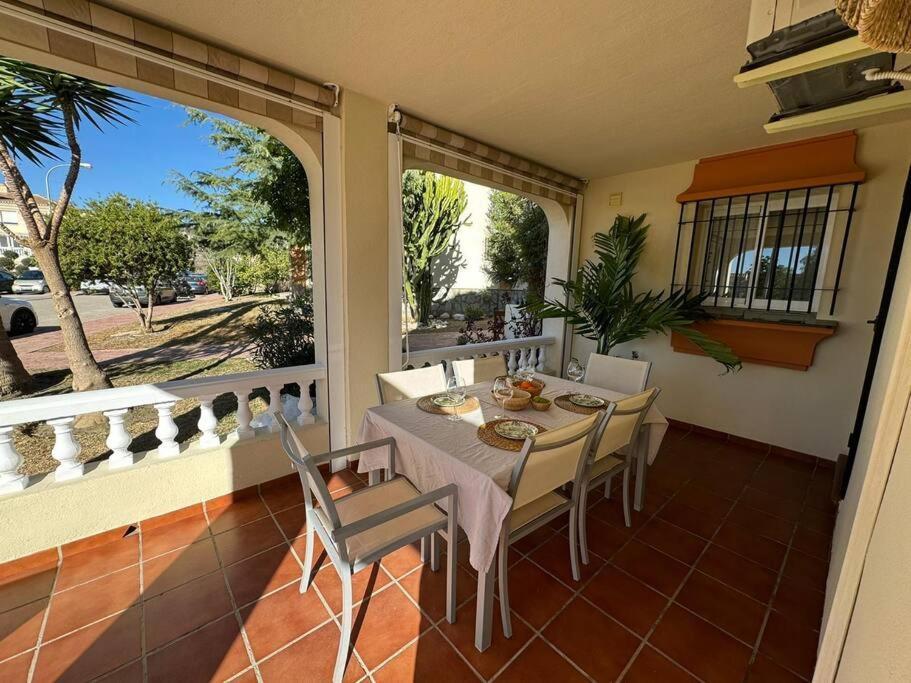 Nuevo Torrox Deluxe Beach & Piscina Esterno foto