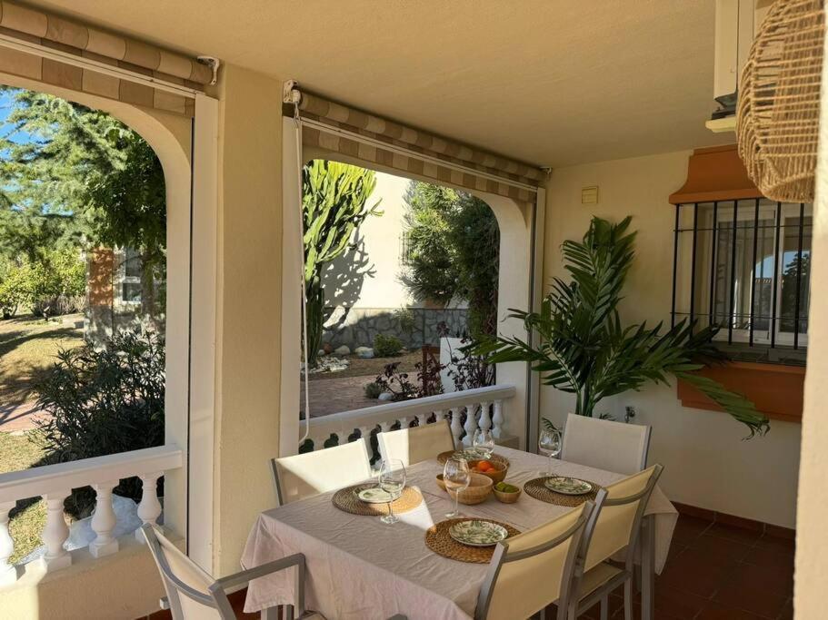 Nuevo Torrox Deluxe Beach & Piscina Esterno foto