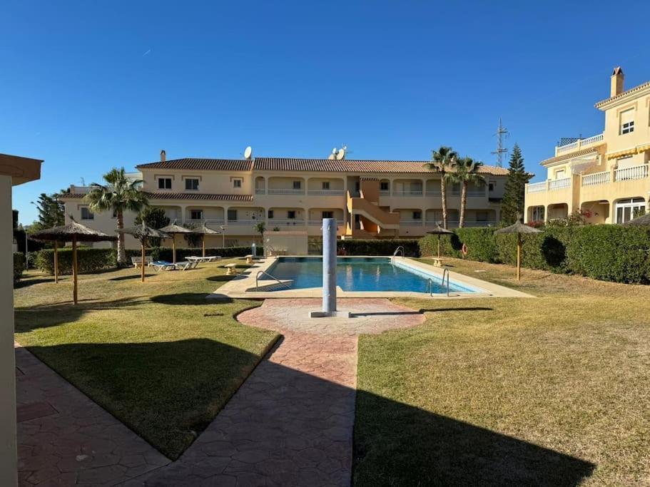 Nuevo Torrox Deluxe Beach & Piscina Esterno foto
