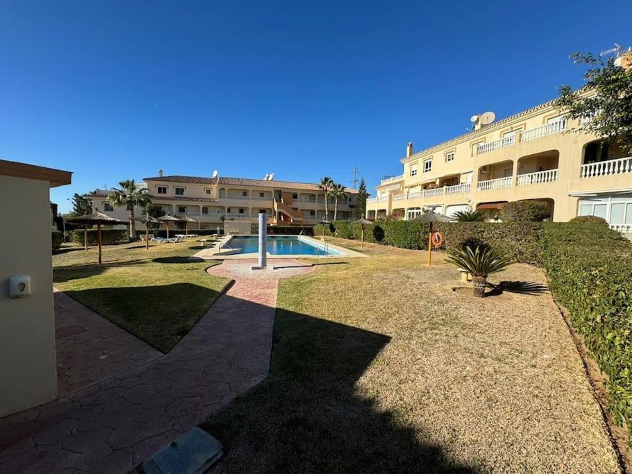 Nuevo Torrox Deluxe Beach & Piscina Esterno foto